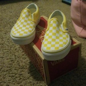 Size 11 kids Brand new Classic Van shoes